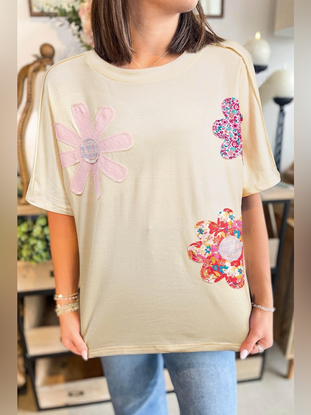 Flower Patched Exposed Stitching Trim Crew Neck Loose Tee